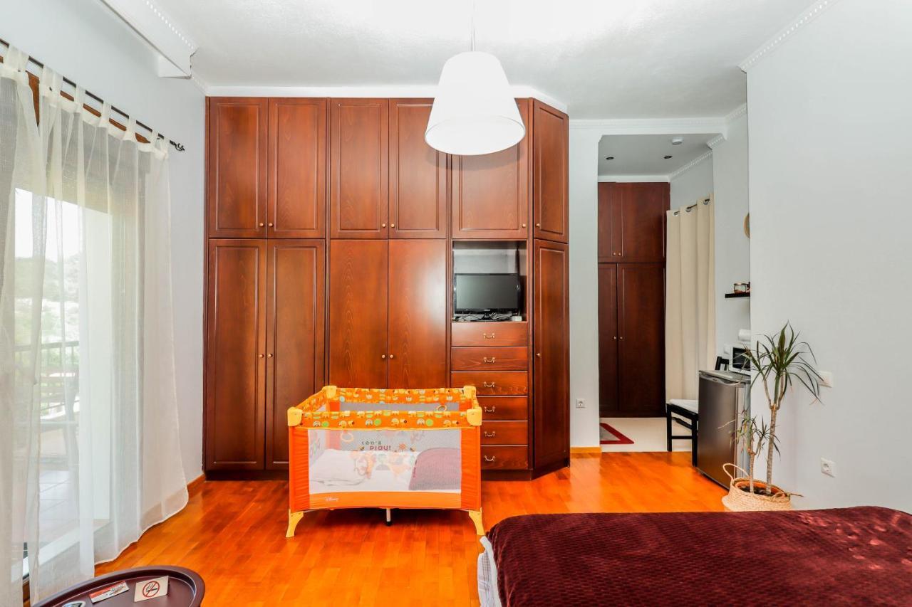 Suite Acropolis Serres Next To Center Bagian luar foto