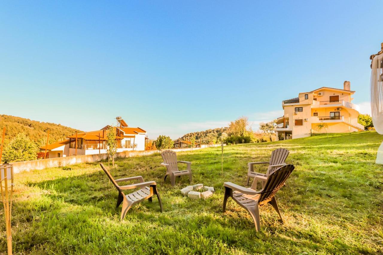 Suite Acropolis Serres Next To Center Bagian luar foto