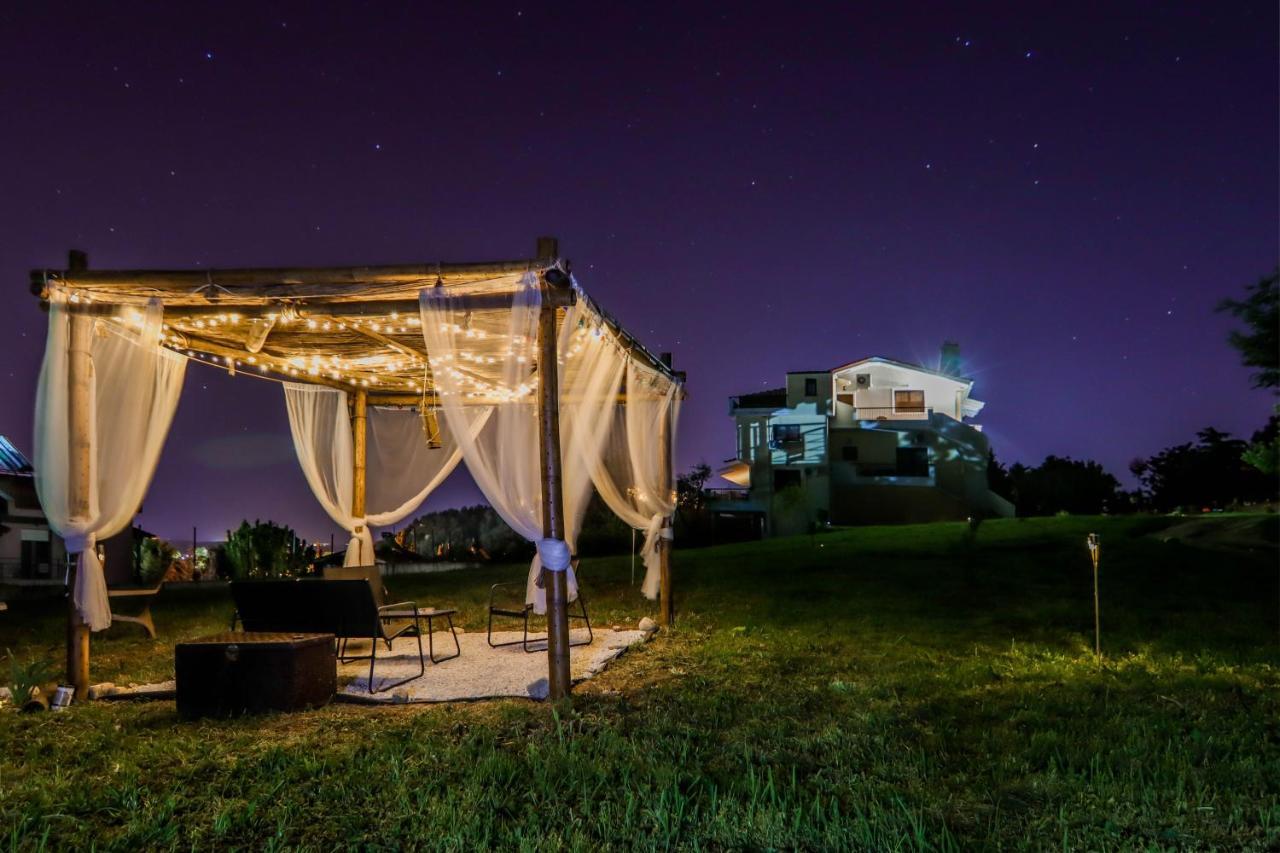 Suite Acropolis Serres Next To Center Bagian luar foto