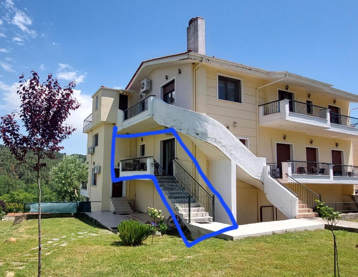 Suite Acropolis Serres Next To Center Bagian luar foto